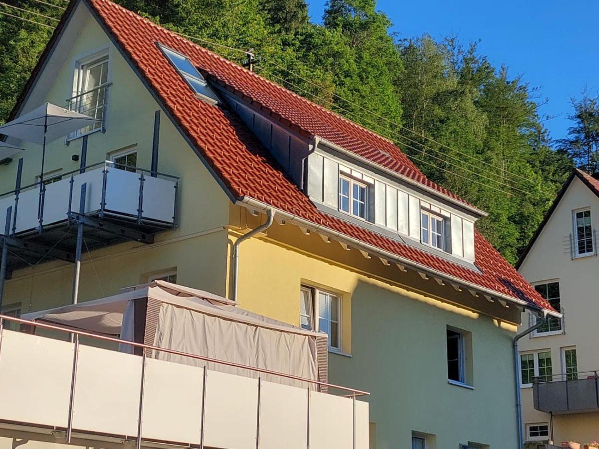 Apartement Am Waldrand Bad Wildbad Extérieur photo
