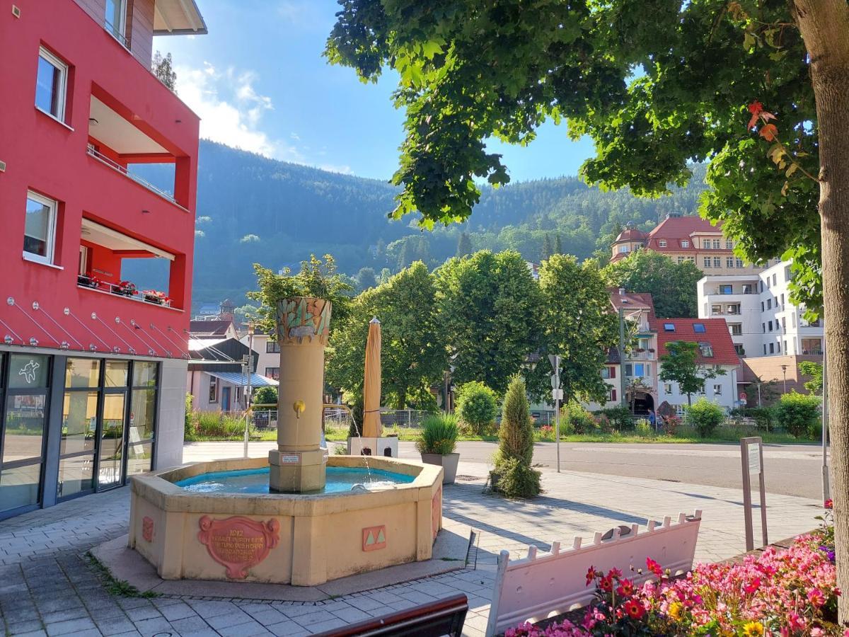 Apartement Am Waldrand Bad Wildbad Extérieur photo