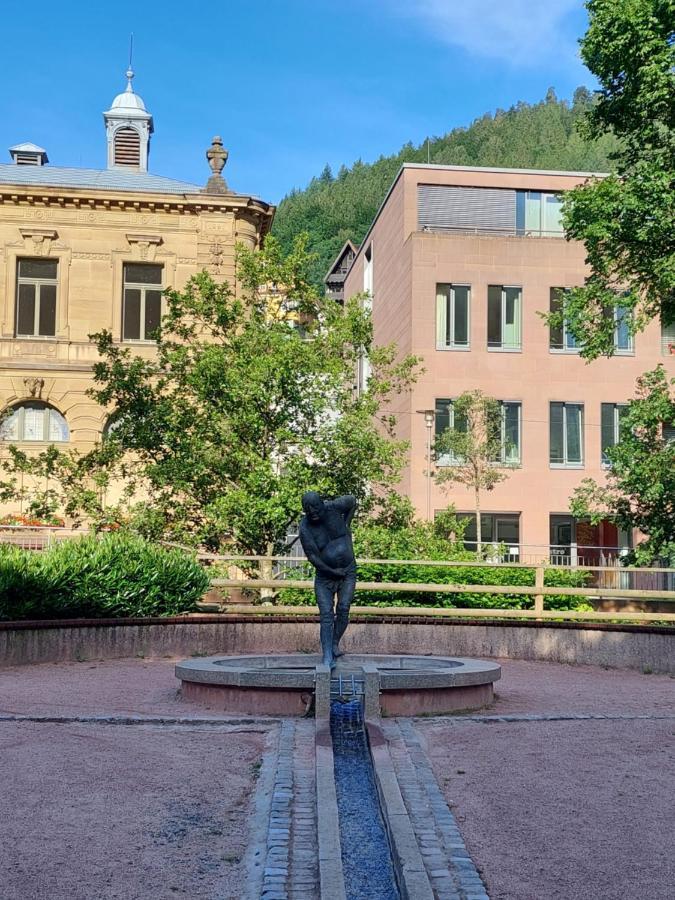 Apartement Am Waldrand Bad Wildbad Extérieur photo